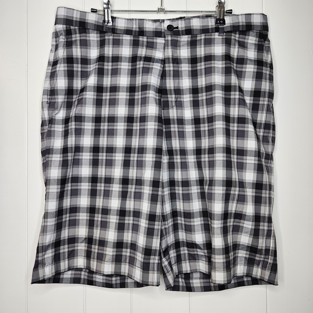 Slazenger Bremuda Mens Shorts Size 36 Plaid Black Gray White